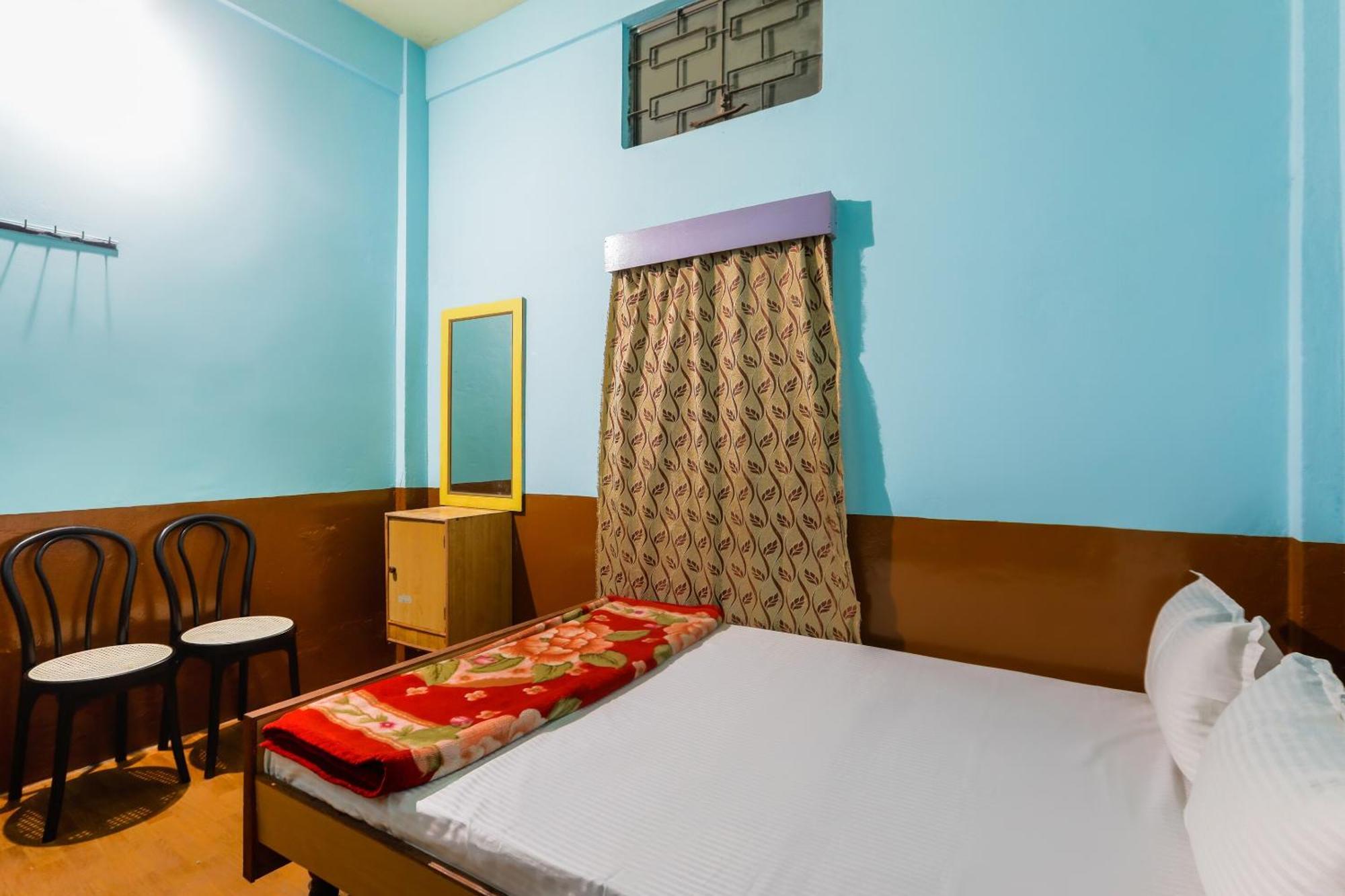 Oyo Hotel 43459 Oasis Lodge Jorhat Bagian luar foto